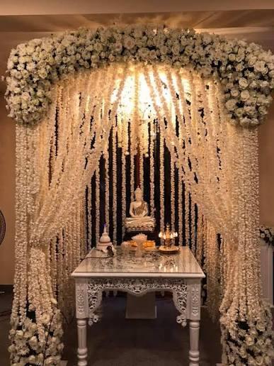 Royal White Rose & Cascading Jasmine Mandapaya - Izumi Blossom